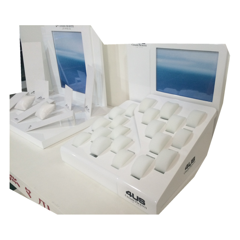 4US CESARE PACIOTTI Jewellery Display Set